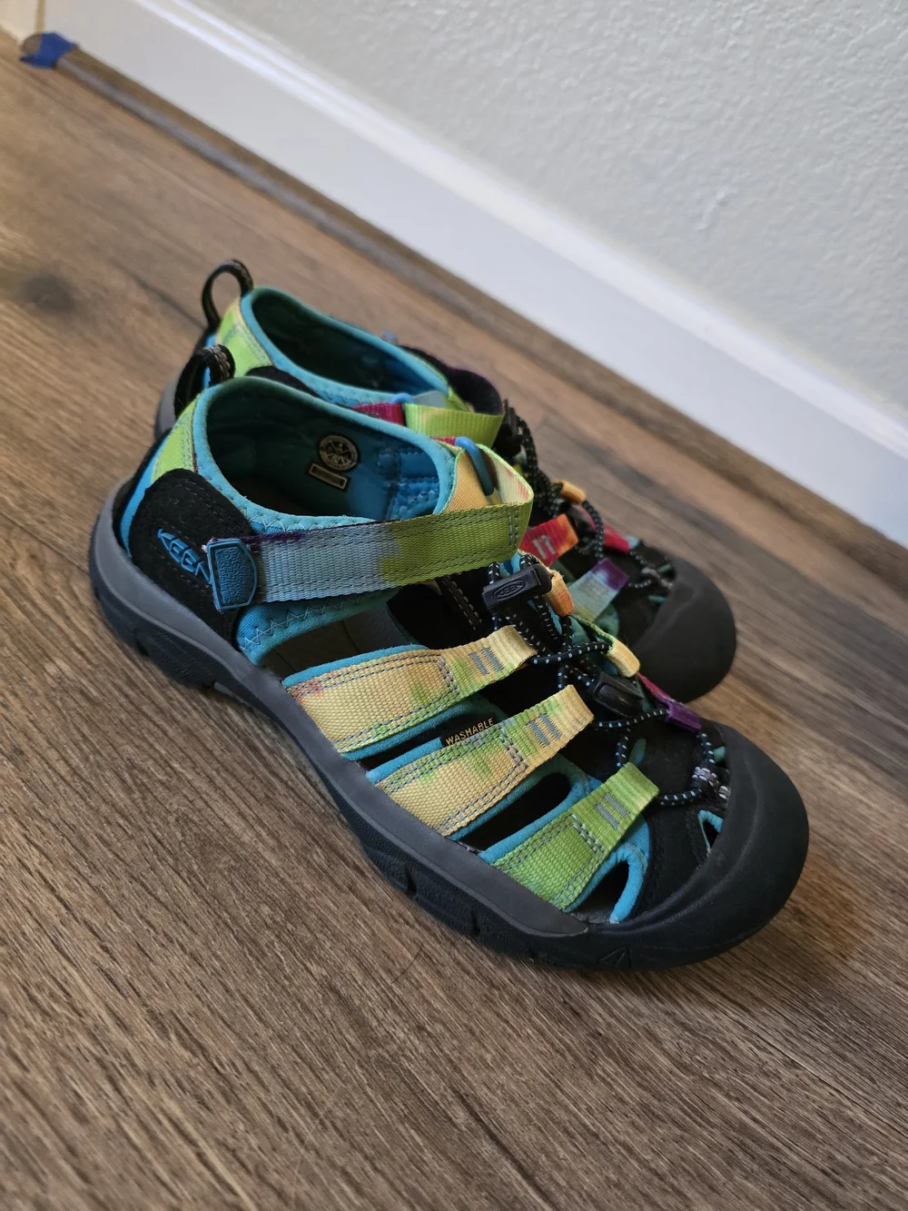 KEEN Kids' Newport H2 Multicolor Closed-Toe Sandals - Rainbow